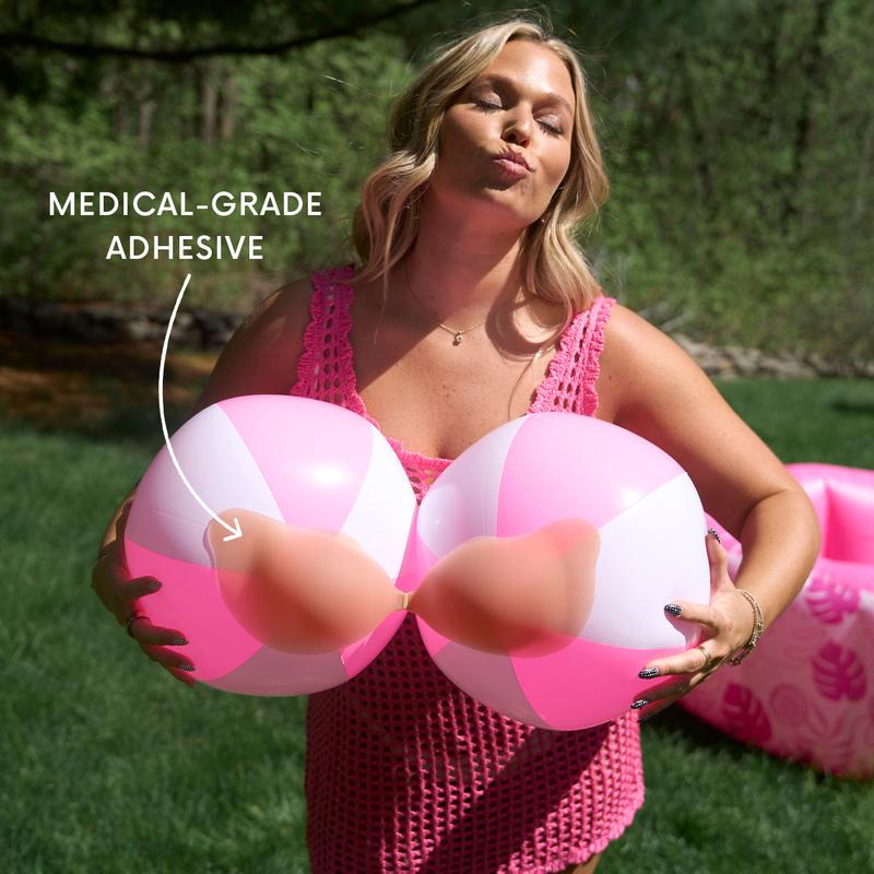 AureaLuxe™ Invisible Bra. Your outfit’s best-kept secret.
